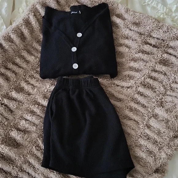 Comfy Cozy Black Knit Button Up Top & Short Lounge Set - Picture 3 of 4